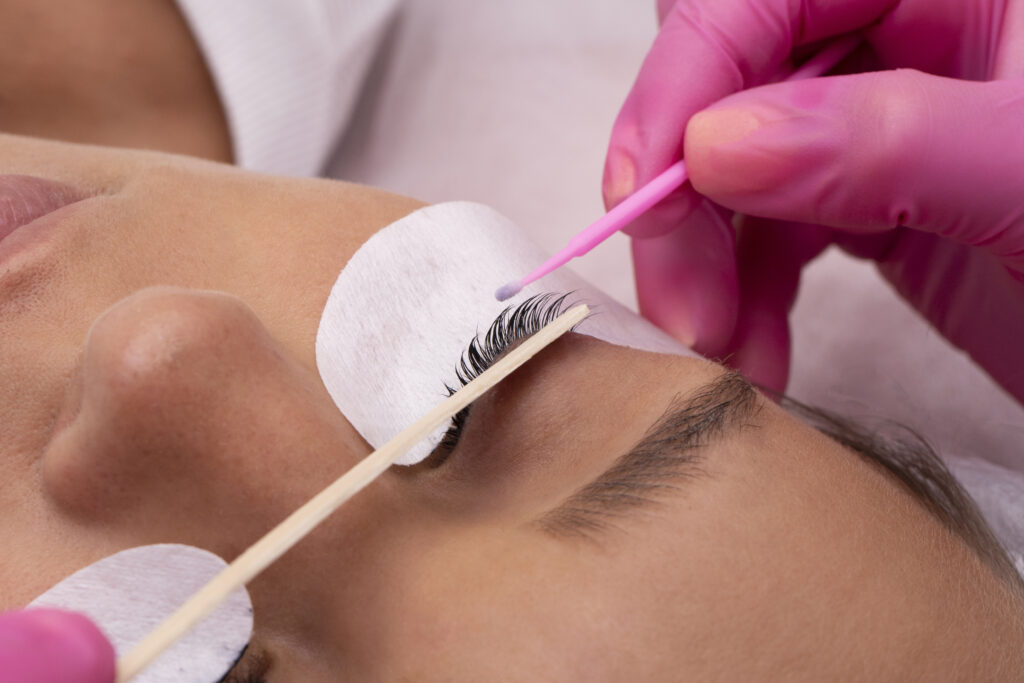Hybrid Lash extensions